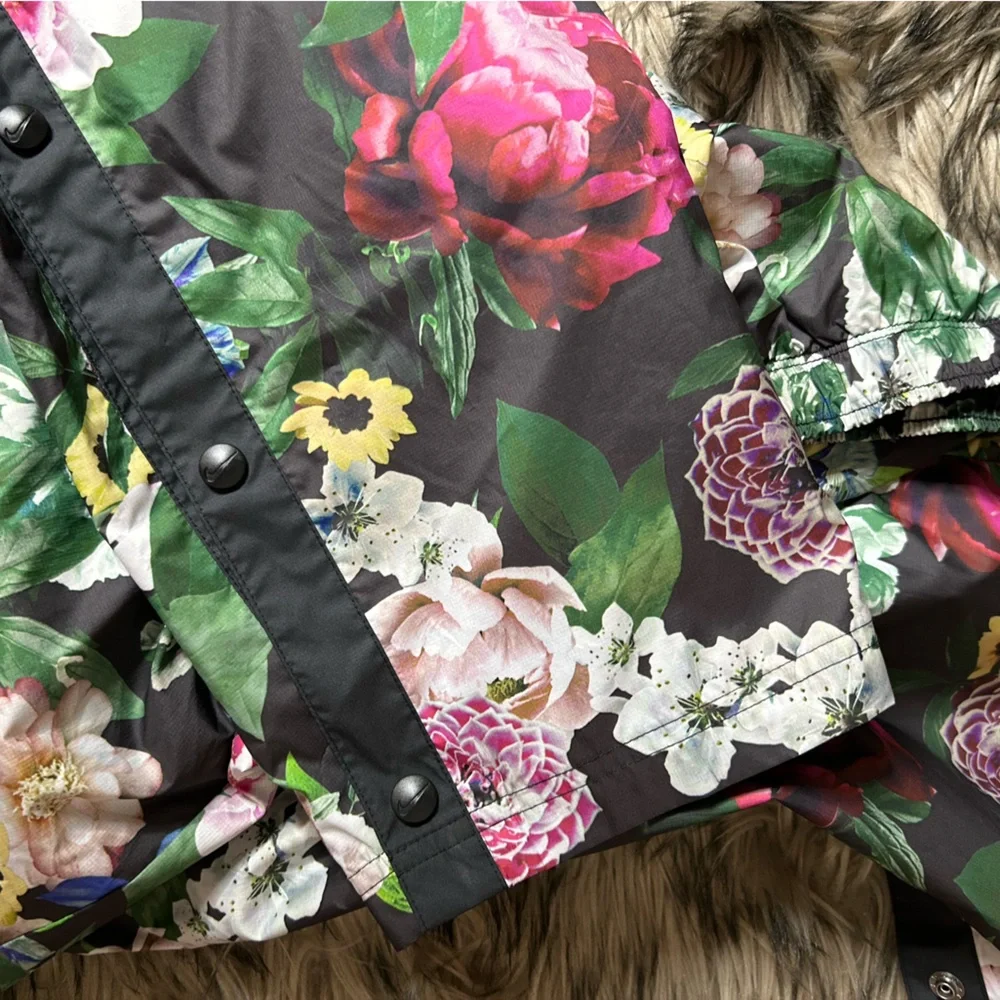 Nike earth day floral flower windbreaker‎ snap pants bottoms size small